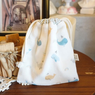 [Two gauze lining] Whale string pouch.